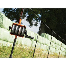 Load image into Gallery viewer, Gallagher Smart Fence 2 - Portable Electric Fence