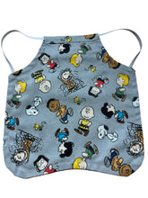 Load image into Gallery viewer, Hen Apron Extra Large