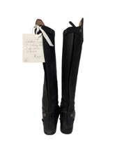 Load image into Gallery viewer, USED Auken Ladies riding boots (S.A)
