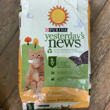 Load image into Gallery viewer, Purina Yesterday’s News Cat Litter 15lb
